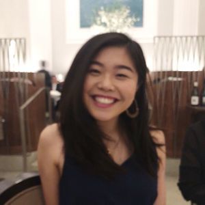 Meet your Posher, Chloe
